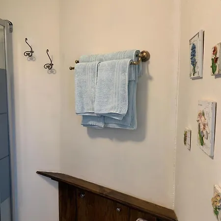 La Petite Maison, Perrou, Normandy, Orne *