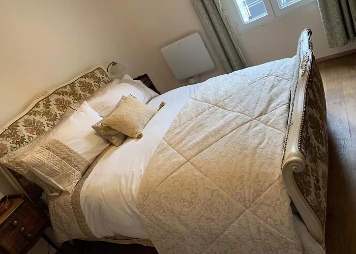 La Petite Maison, Perrou, Normandy, Orne *