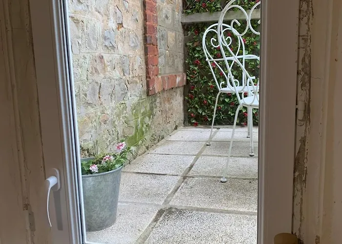 La Petite Maison, Perrou, Normandy, Orne *