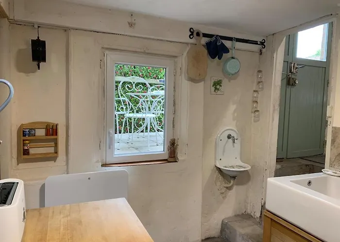 Ferienhaus La Petite Maison, Perrou, Normandy, Orne *